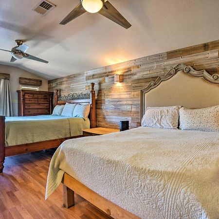 Waterfront Guadalupe River Lodge Home With Dock! Seguin Exterior photo