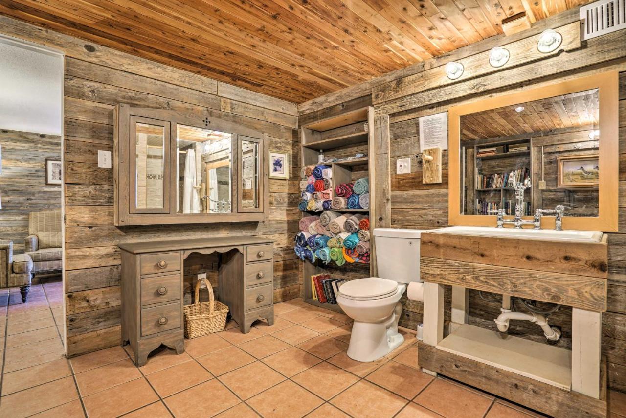 Waterfront Guadalupe River Lodge Home With Dock! Seguin Exterior photo